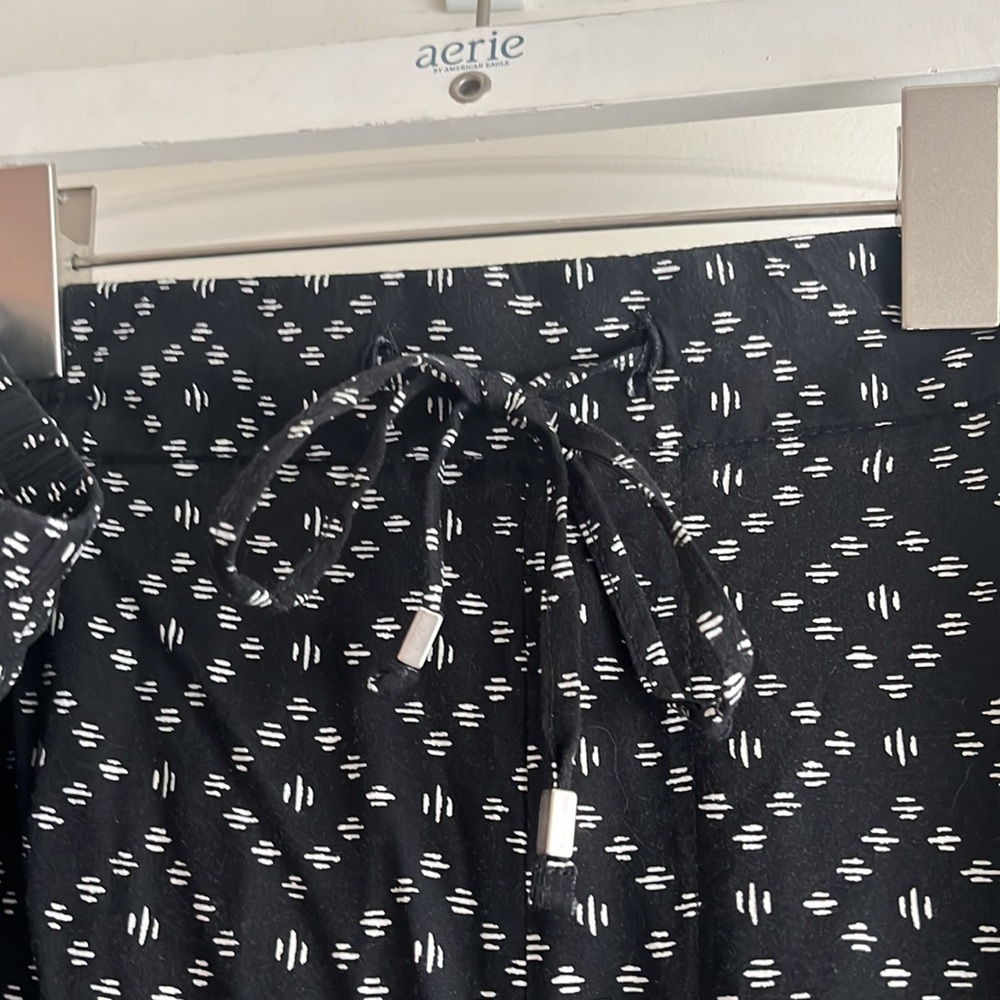 Old Navy soft dress pants with string tie! - Picture 3 of 6